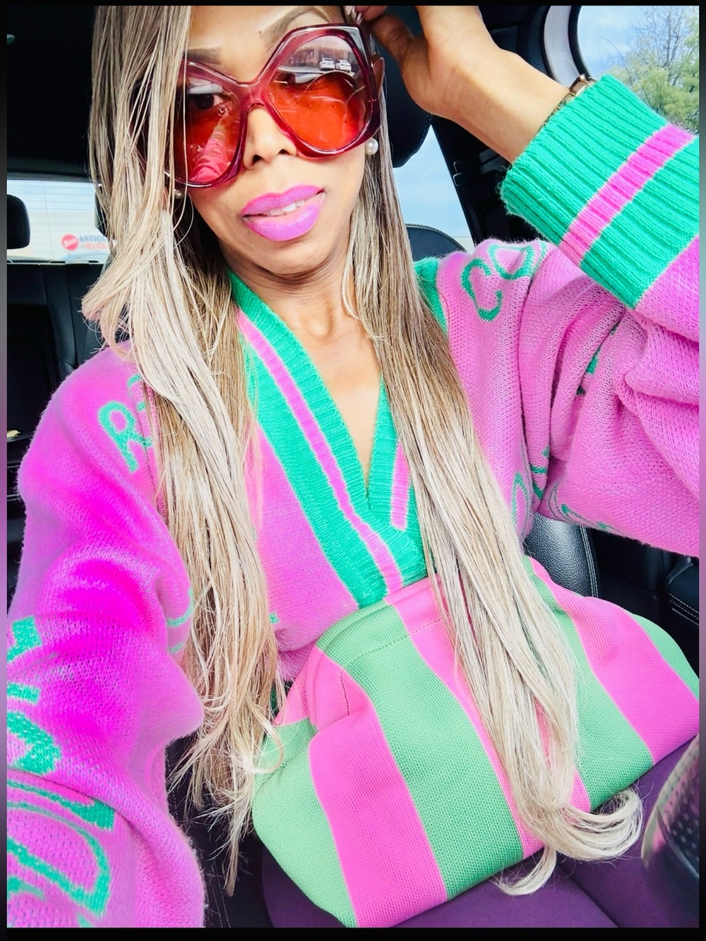 Her Couture💚🩷 Sweater